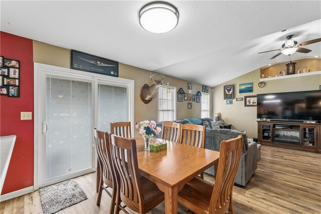 1205 Woods Drive — photo 12