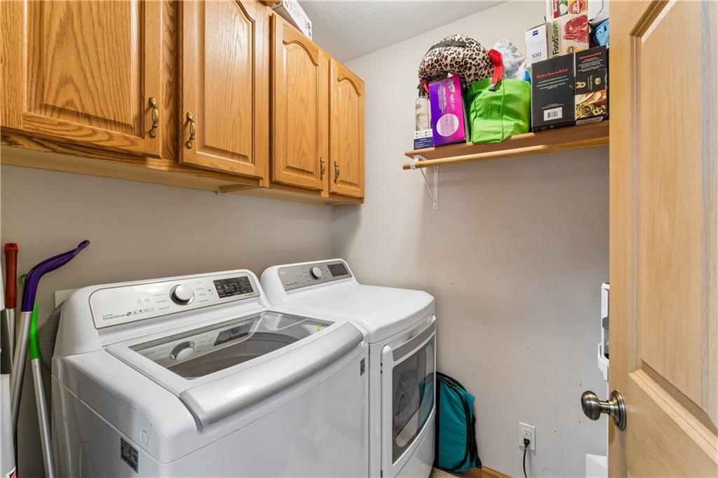 1205 Woods Drive — photo 14