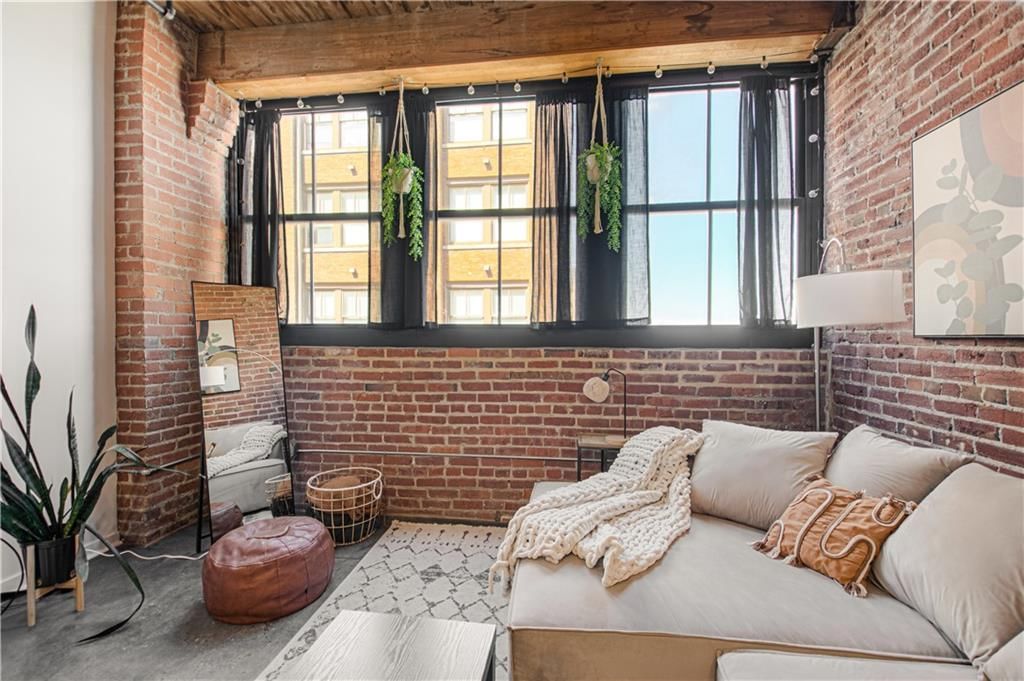 712 Broadway Boulevard — photo 10
