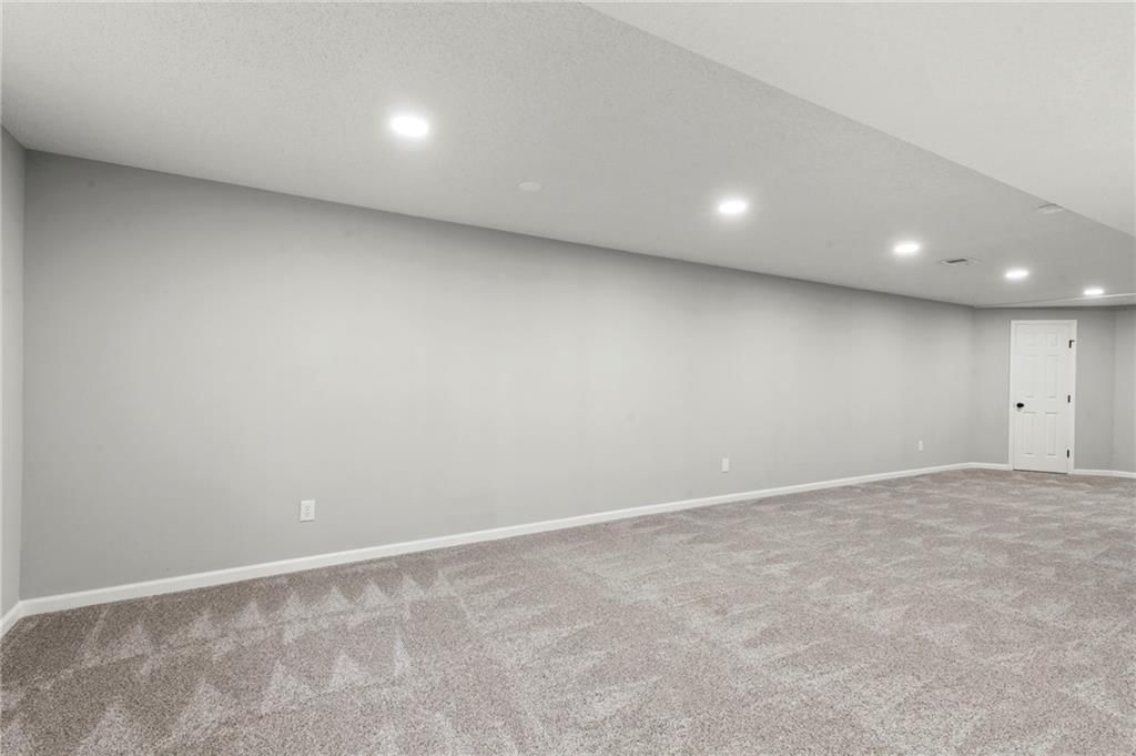 15371 S NAVAHO Drive — photo 23