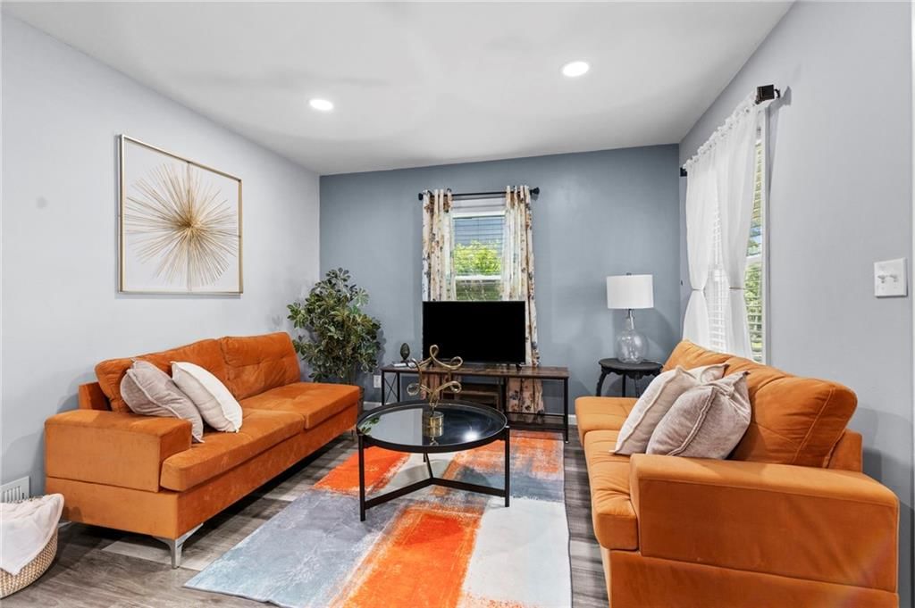 2237 S 14th Street — photo 4