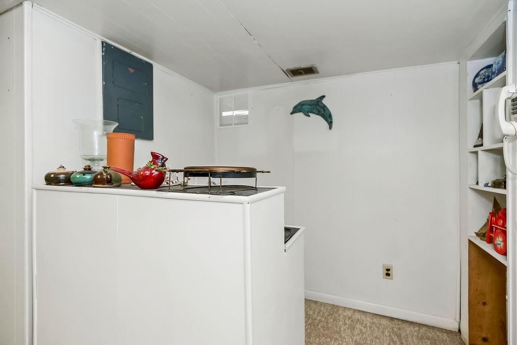 910 NW South Shore Drive — photo 22