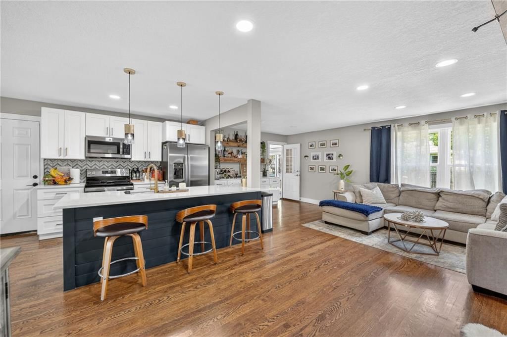 8117 Summit Street — photo 8