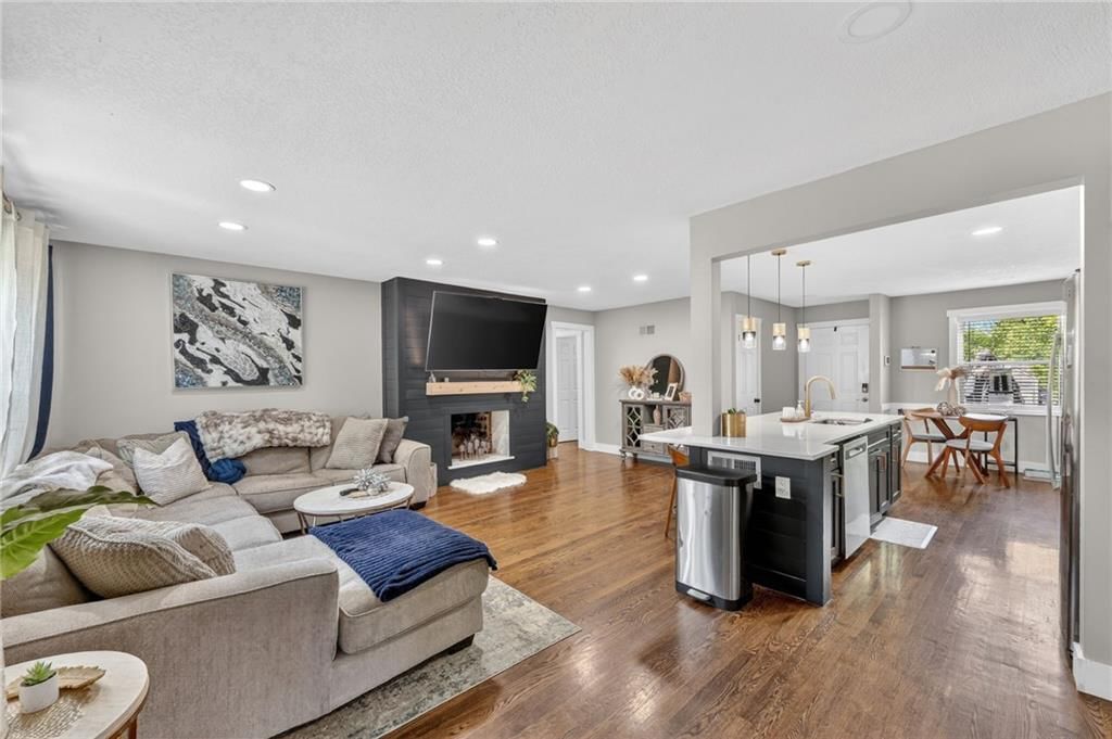 8117 Summit Street — photo 14