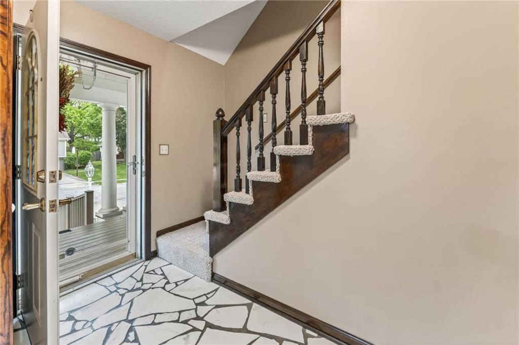 6713 N Garfield Avenue — photo 16