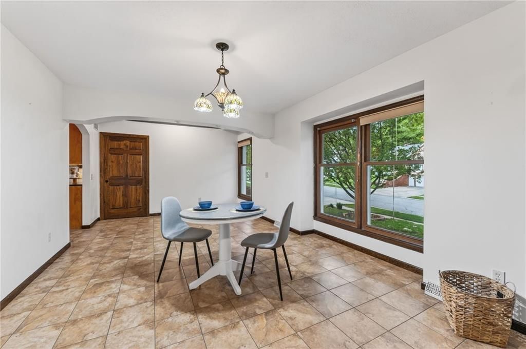 6713 N Garfield Avenue — photo 17