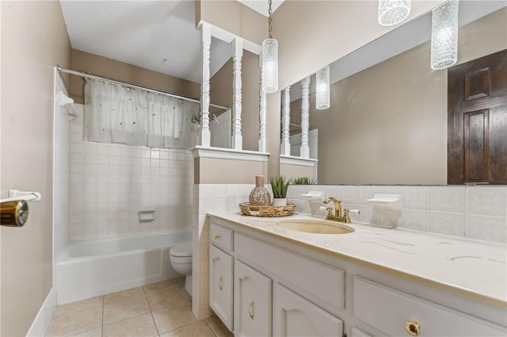 6713 N Garfield Avenue — photo 35