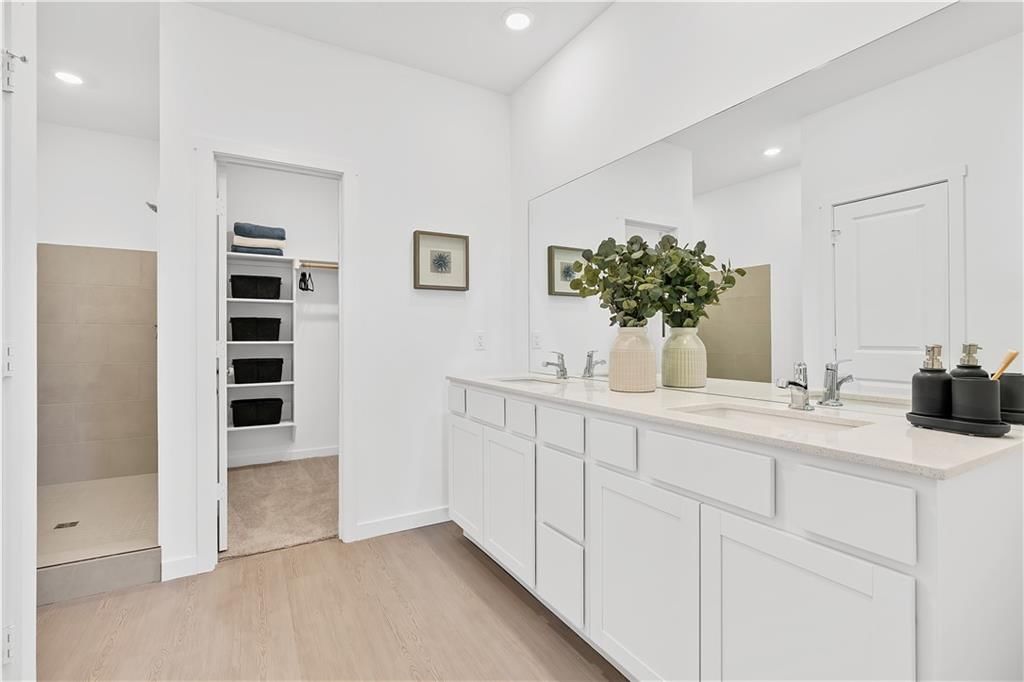 22556 W 214th Terrace — photo 8