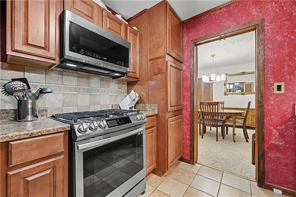 505 E 97th Street — photo 14
