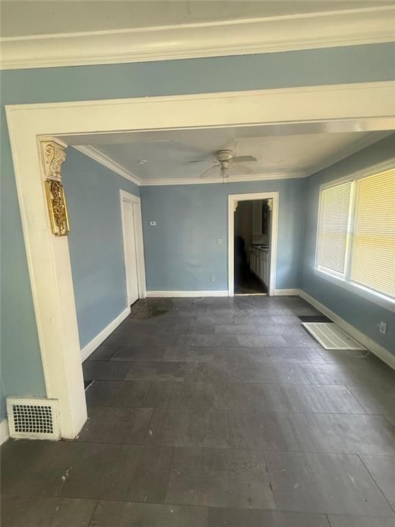 4900 Garfield Avenue — photo 4