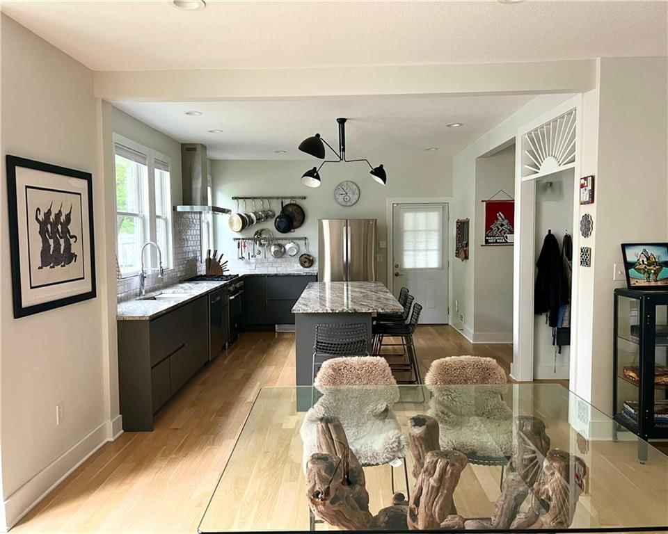 3400 Thompson Avenue — photo 5