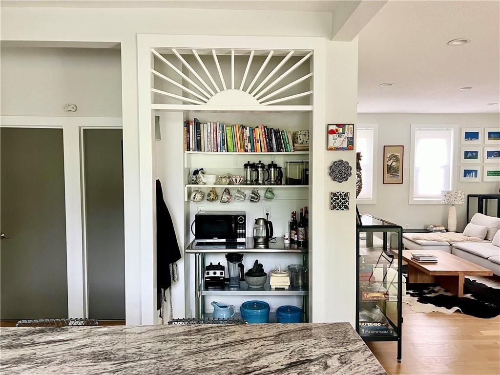 3400 Thompson Avenue — photo 9