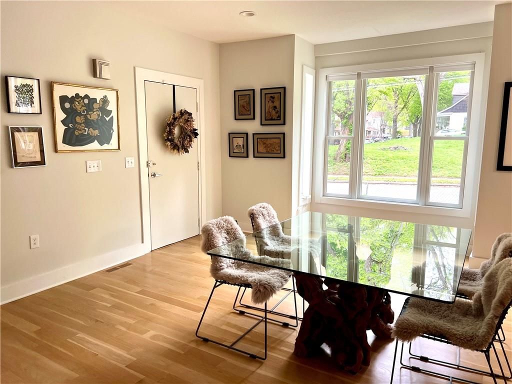 3400 Thompson Avenue — photo 10