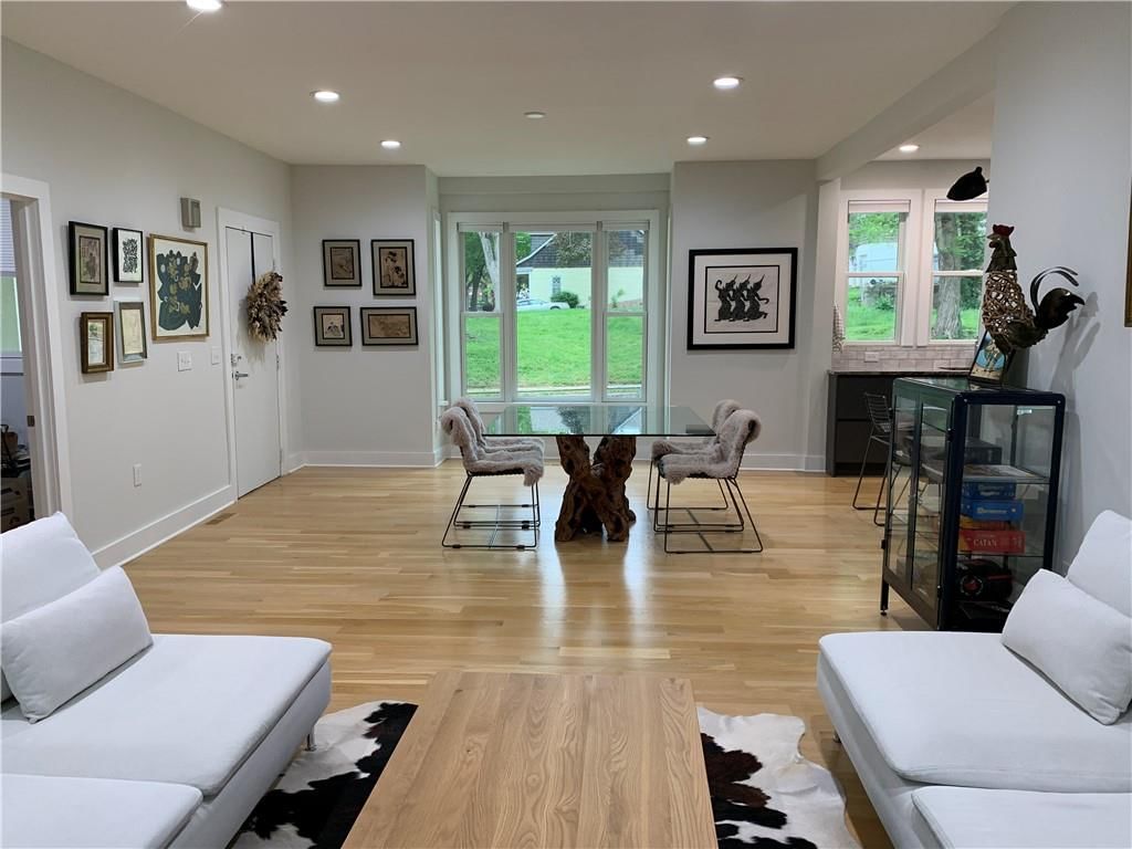 3400 Thompson Avenue — photo 11