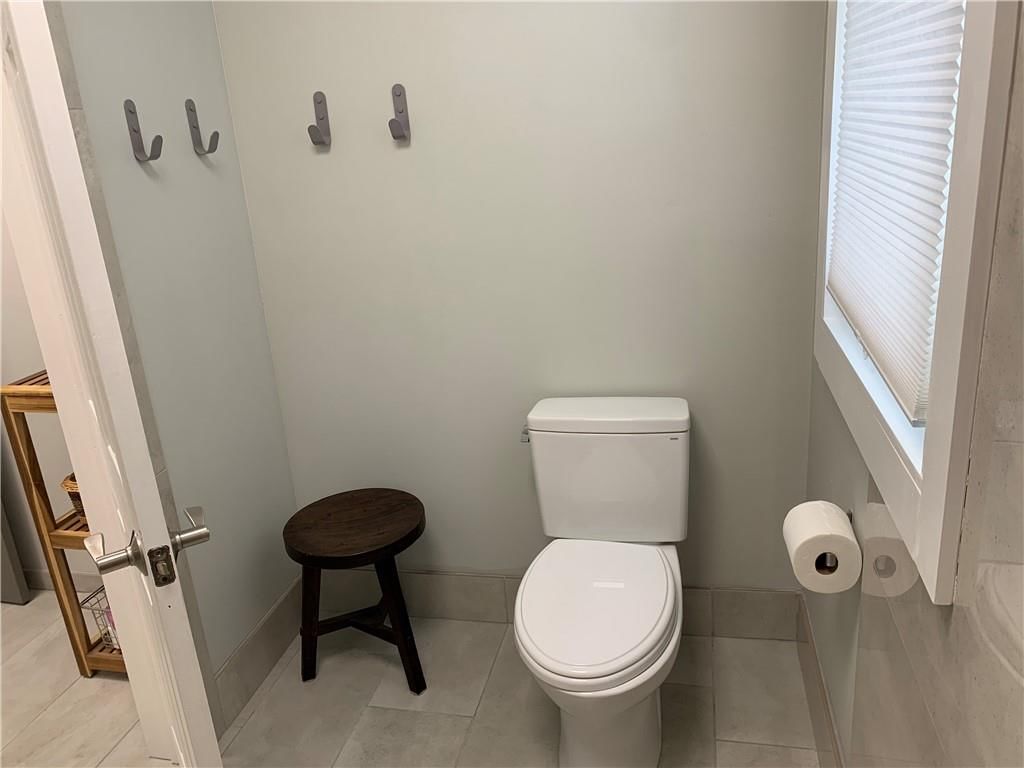 3400 Thompson Avenue — photo 19