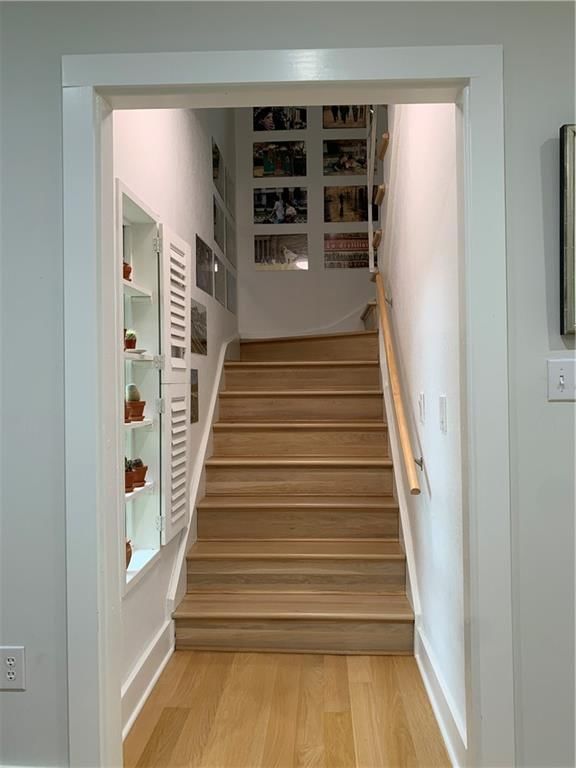 3400 Thompson Avenue — photo 20