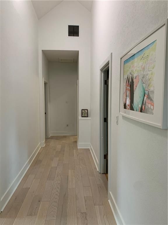 3400 Thompson Avenue — photo 21