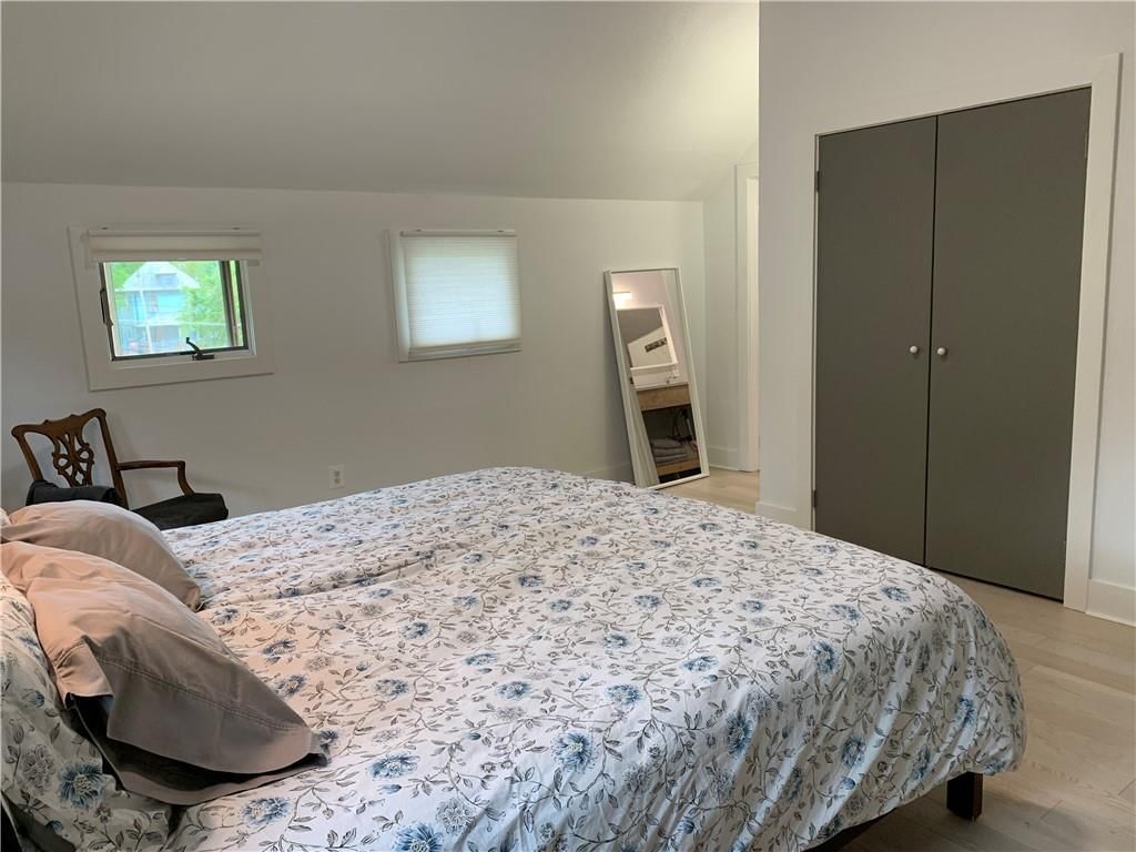 3400 Thompson Avenue — photo 23