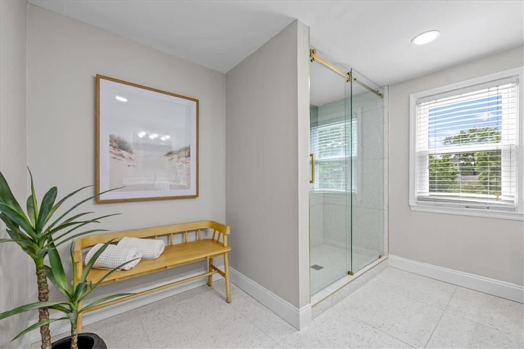2813 W 51st Street — photo 27