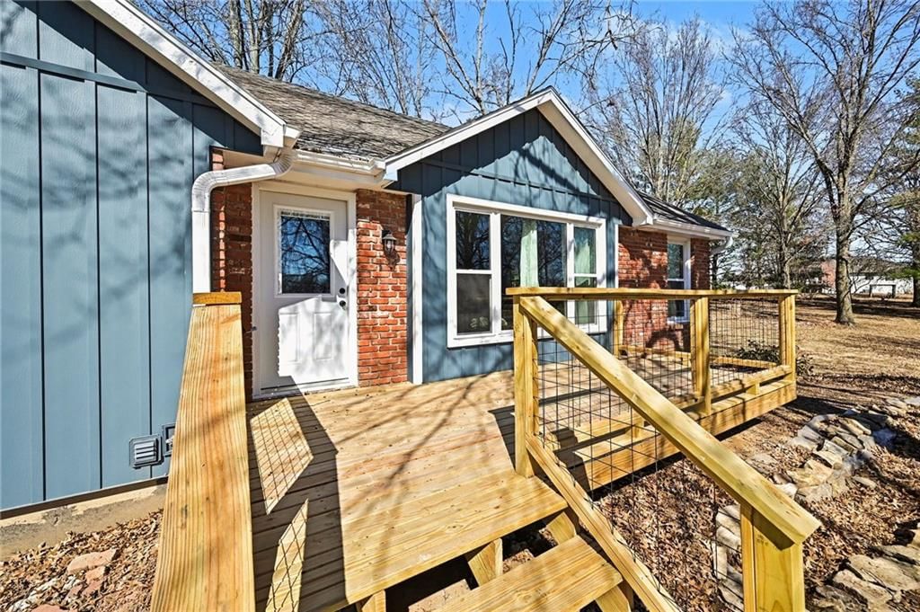 1228 Town And Country Lane — photo 4