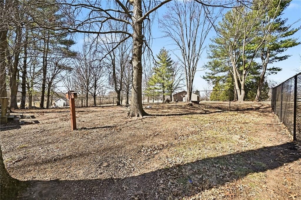 1228 Town And Country Lane — photo 24