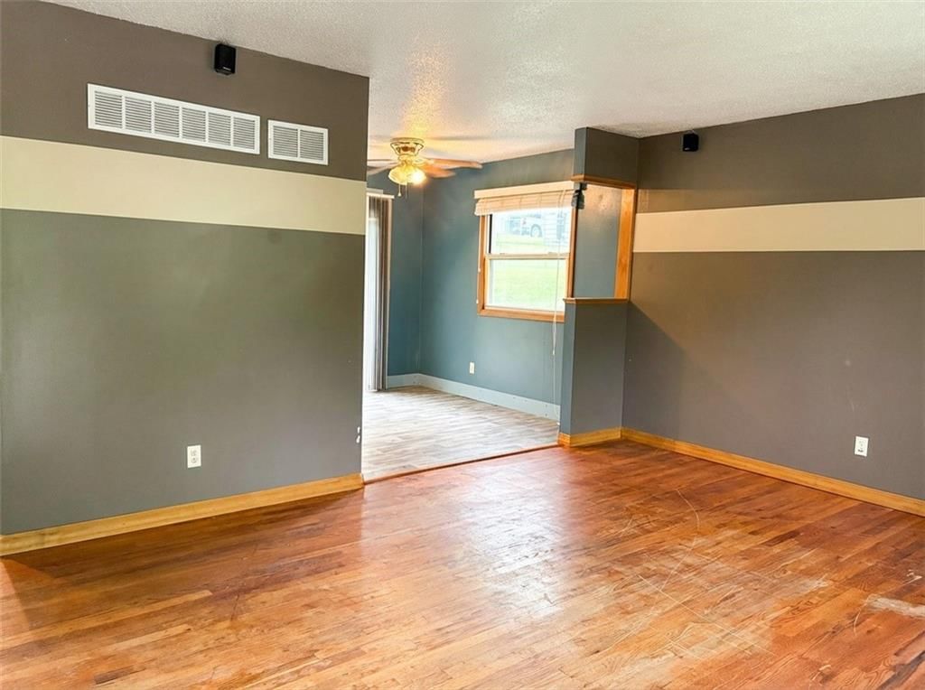 4831 N Manchester Avenue — photo 3