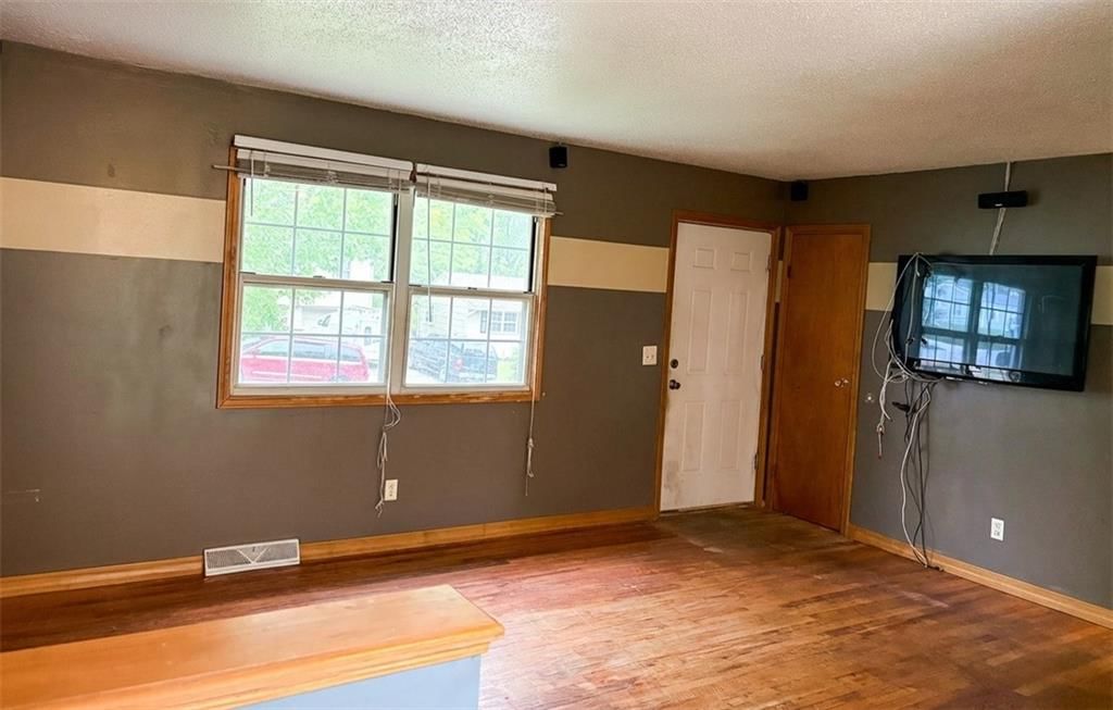 4831 N Manchester Avenue — photo 4