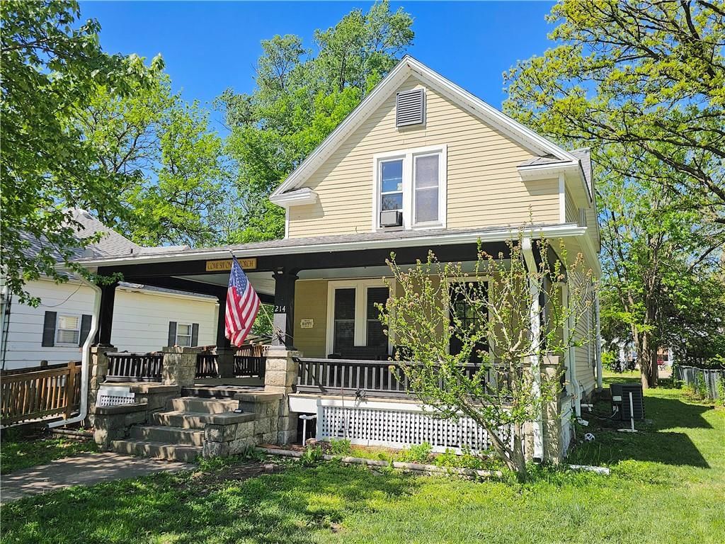 214 S Cottonwood Street — photo 3