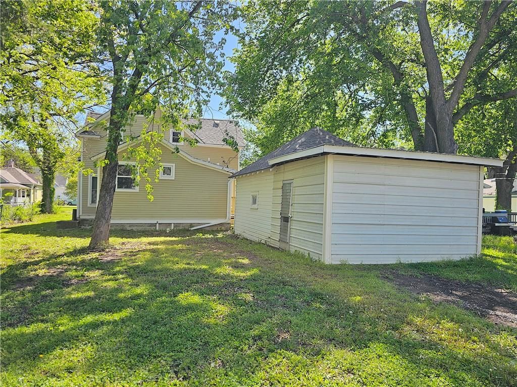 214 S Cottonwood Street — photo 4