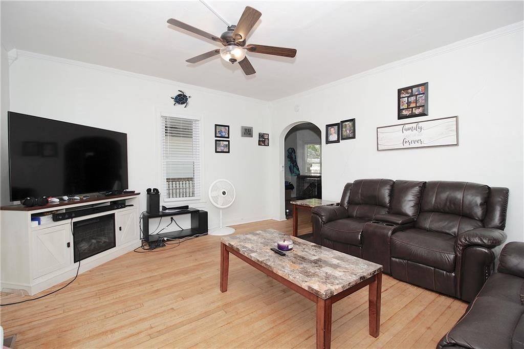 214 S Cottonwood Street — photo 11