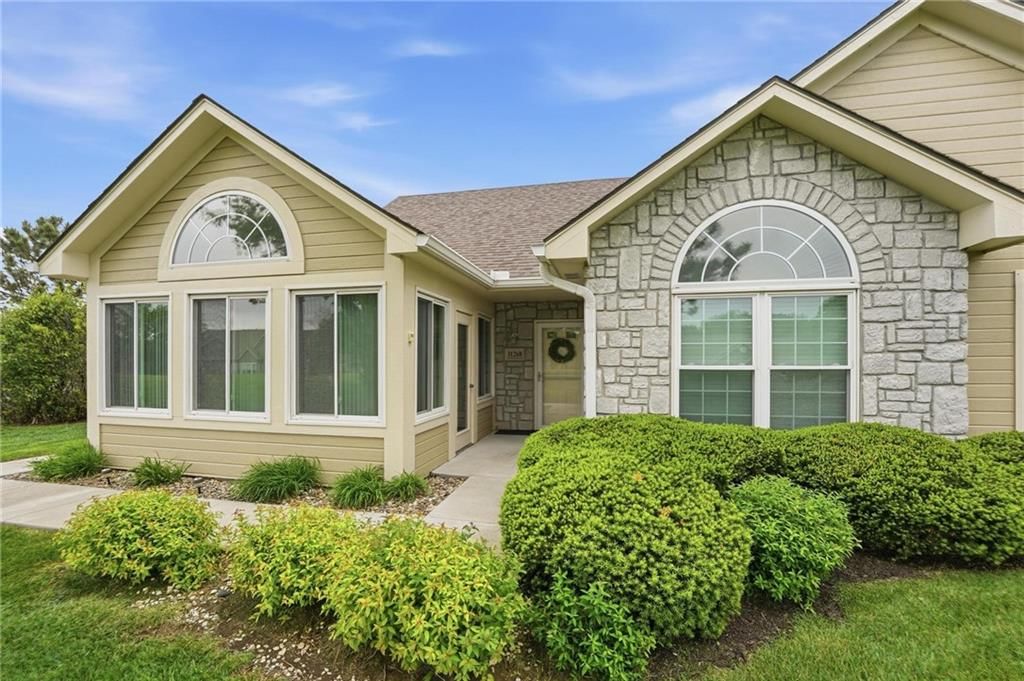 11268 S Pflumm Street, Olathe, KS