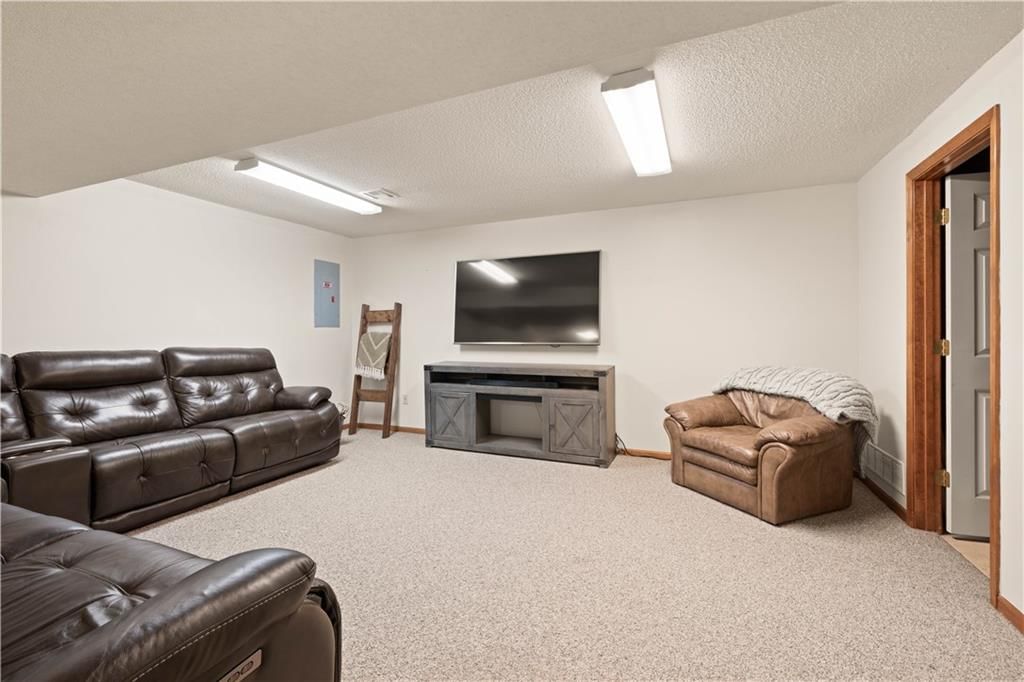 9413 Hall Drive — photo 23