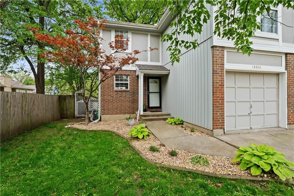 13326 Walnut Street — photo 2