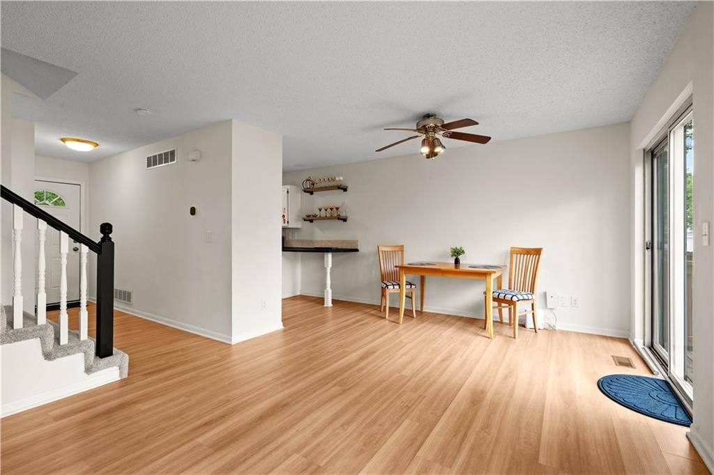 13326 Walnut Street — photo 8