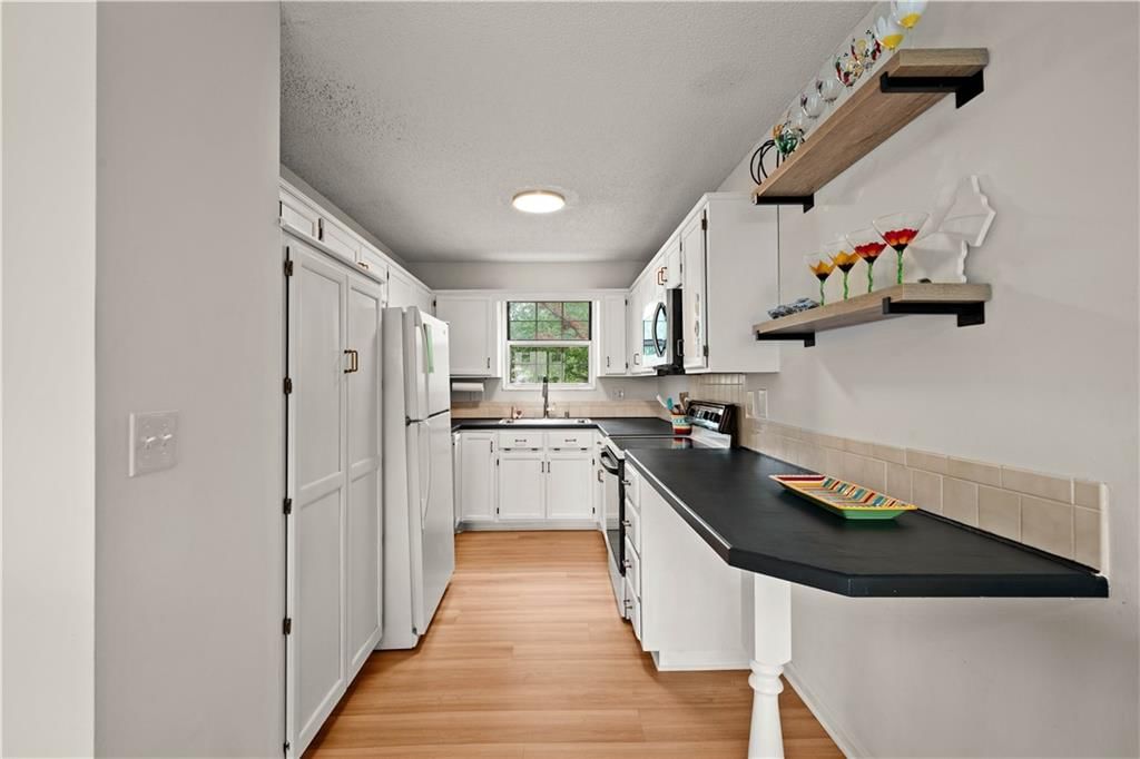 13326 Walnut Street — photo 10