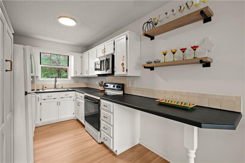 13326 Walnut Street — photo 11