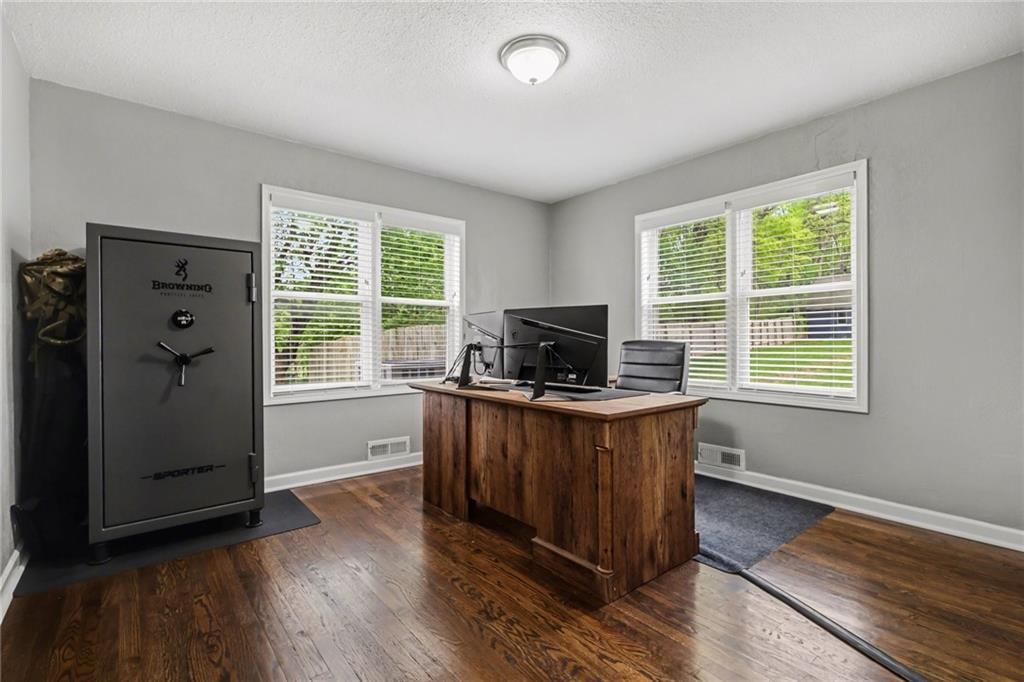 645 NE Barry Road — photo 10