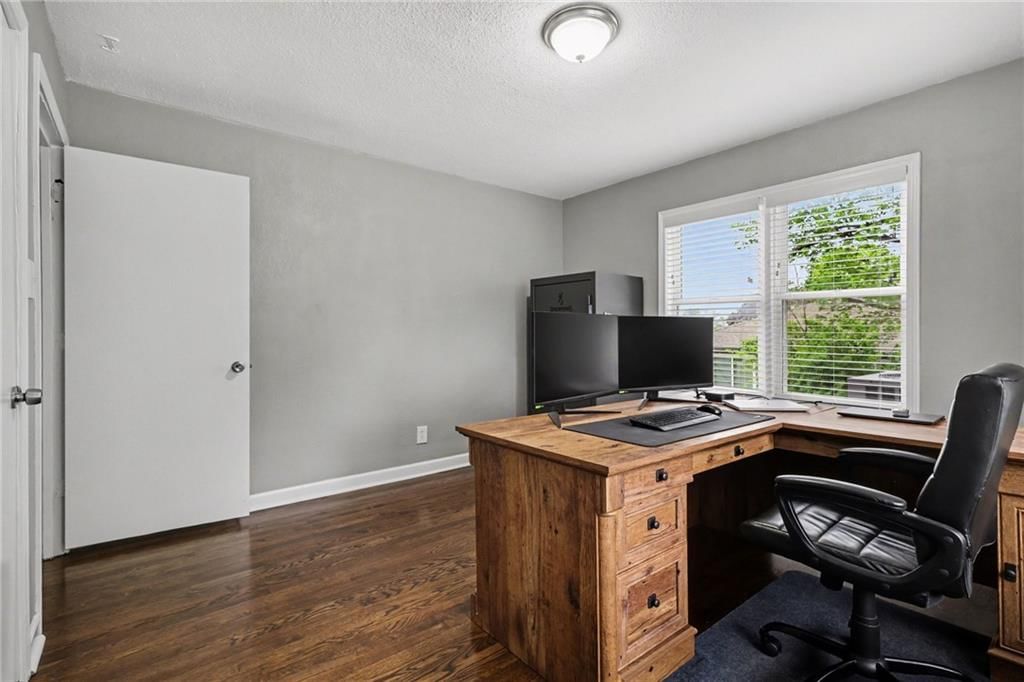 645 NE Barry Road — photo 11