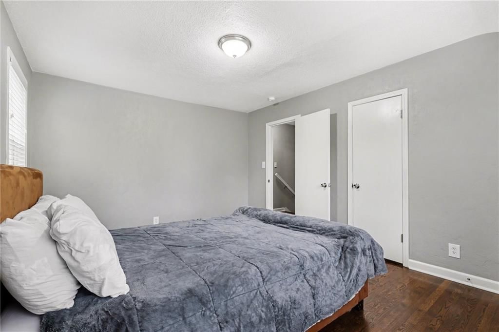 645 NE Barry Road — photo 17