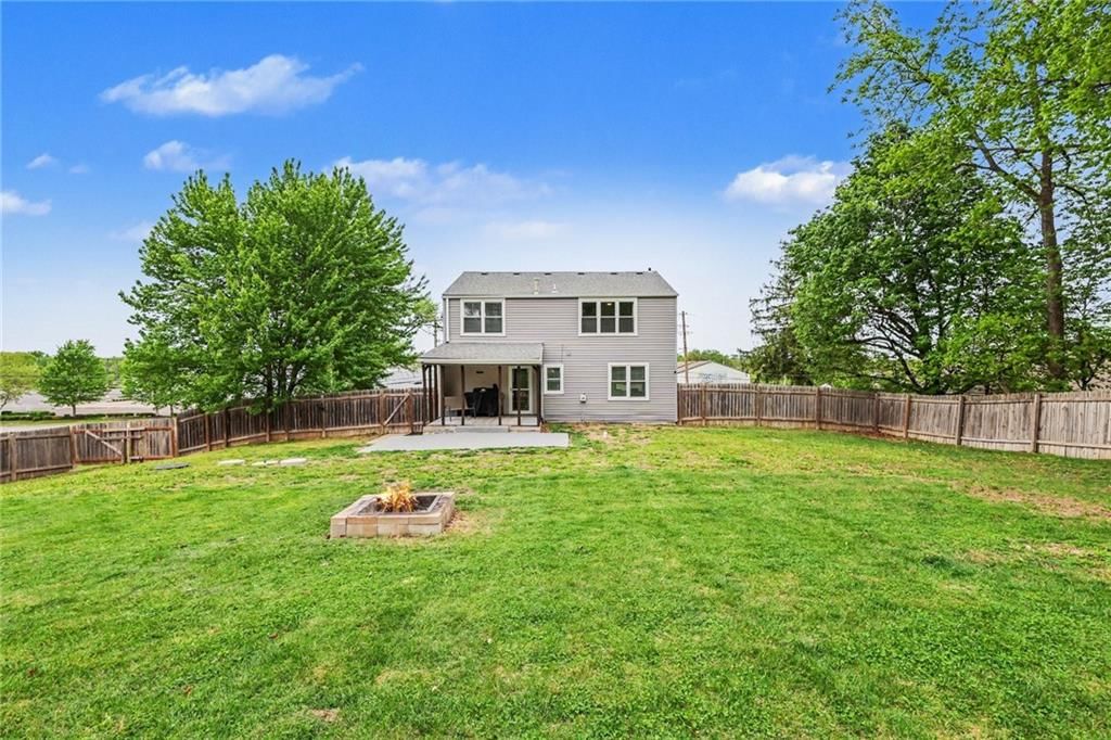 645 NE Barry Road — photo 21
