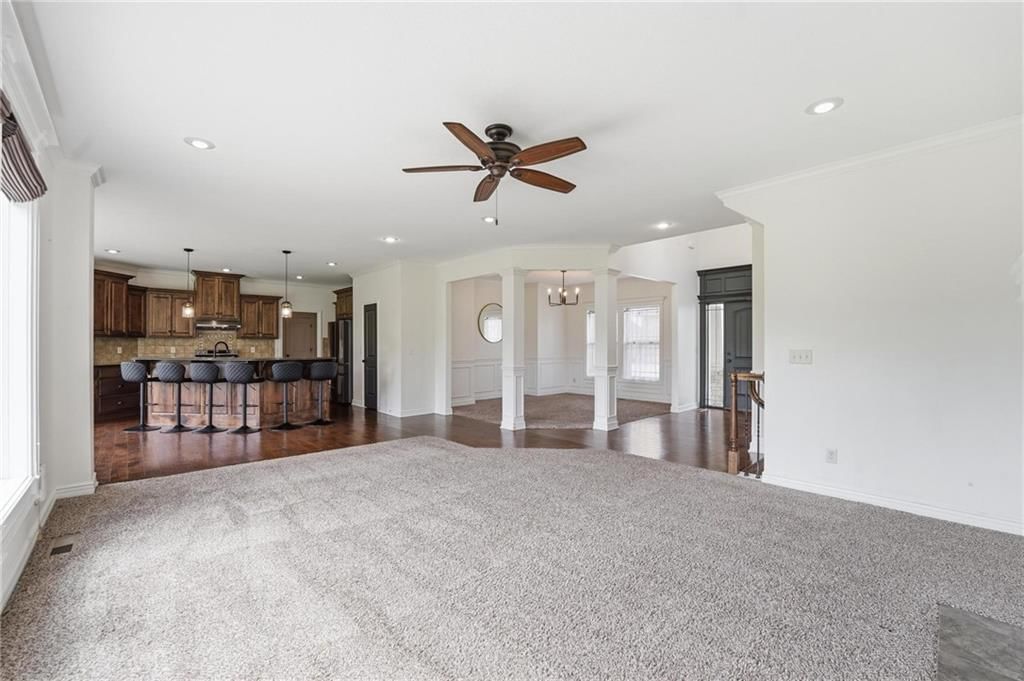 209 SE Waterwheel Lane — photo 9