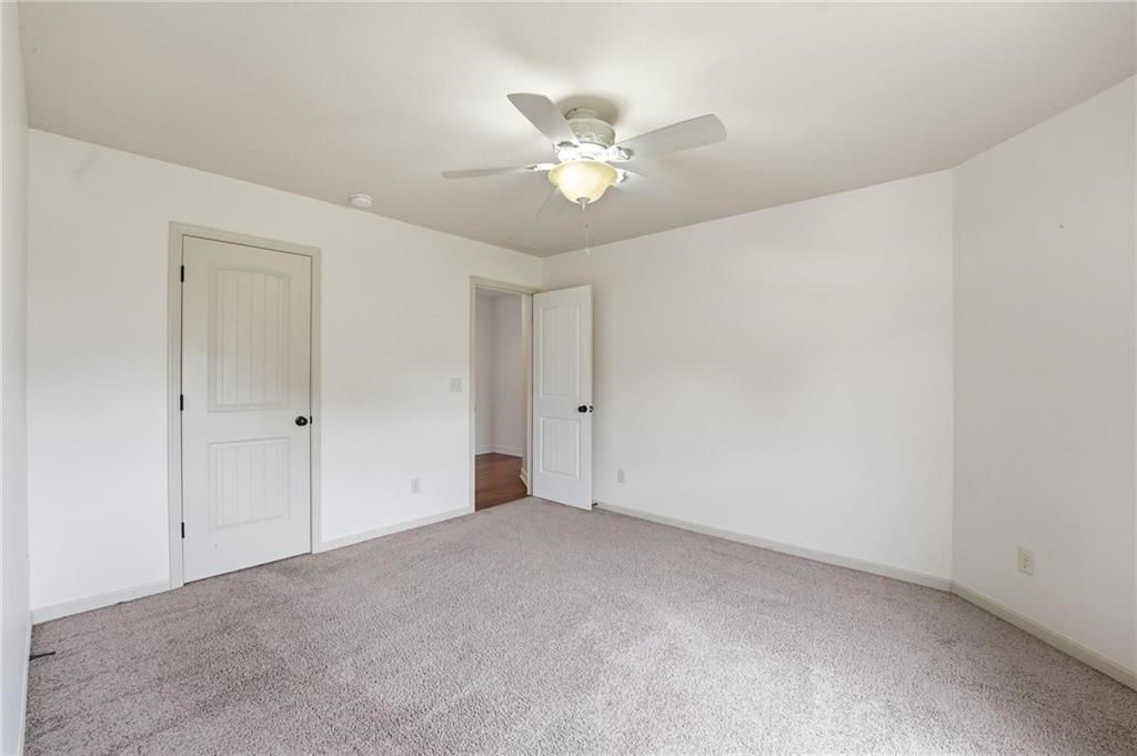 209 SE Waterwheel Lane — photo 41