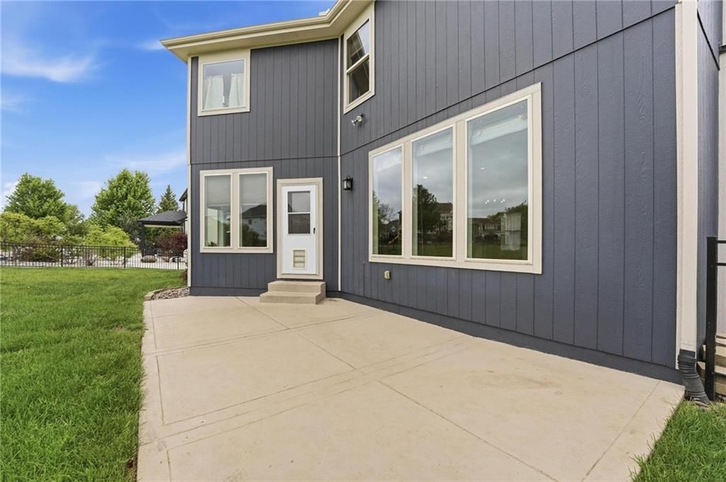 209 SE Waterwheel Lane — photo 56