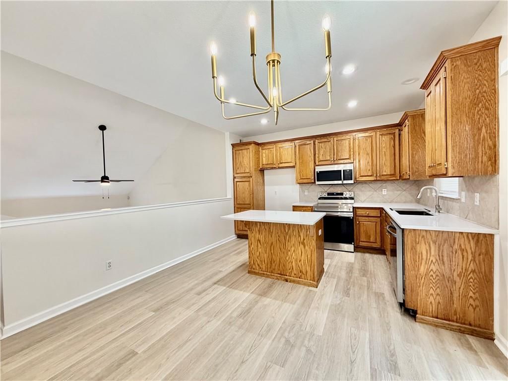 14917 Pine View Drive — photo 2