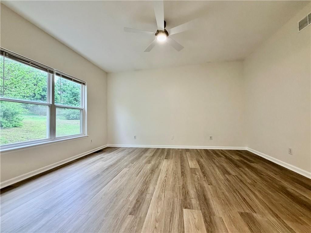 14917 Pine View Drive — photo 17