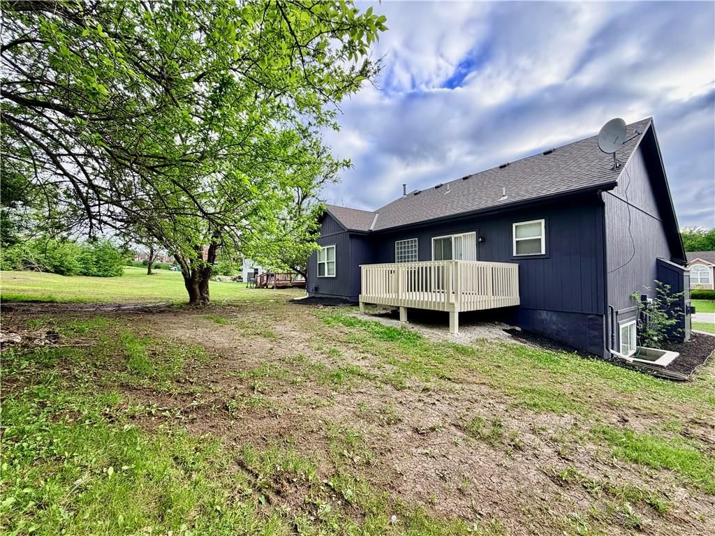 14917 Pine View Drive — photo 24