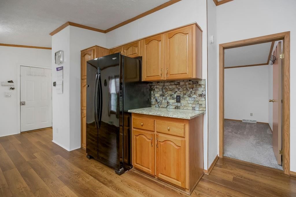 803 Pine Court — photo 13