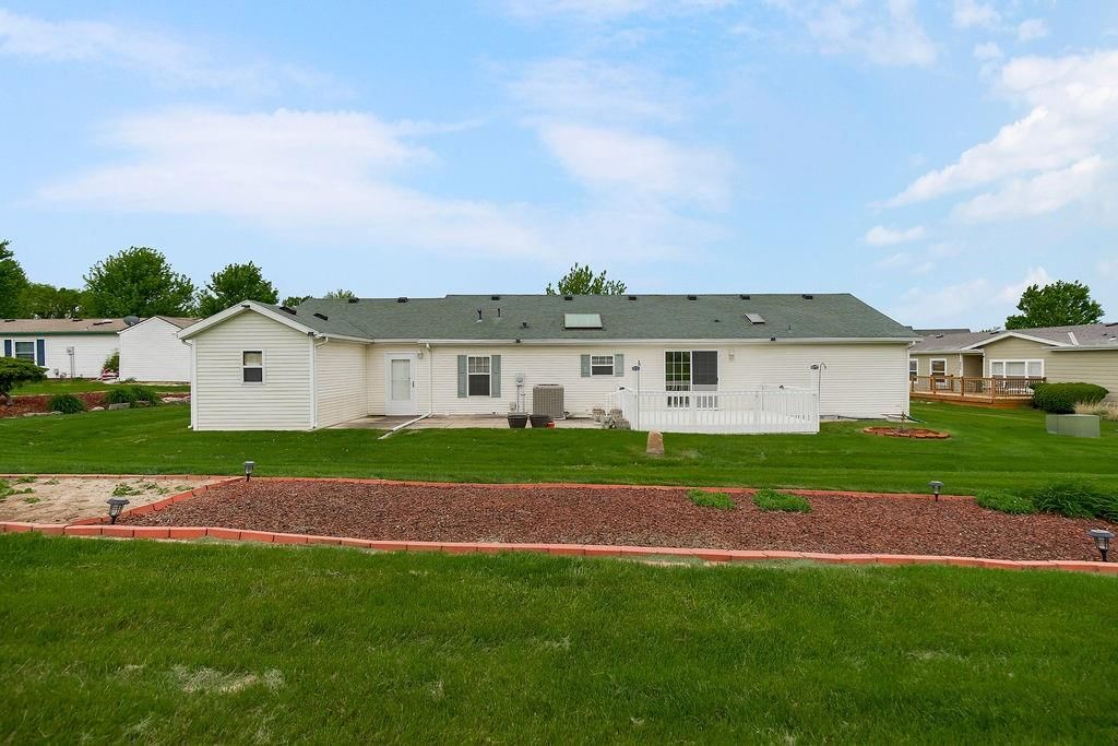 803 Pine Court — photo 33