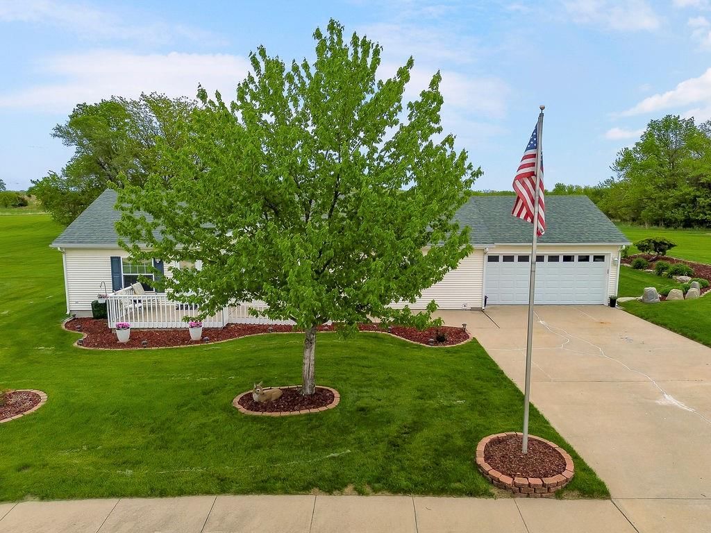 803 Pine Court — photo 35