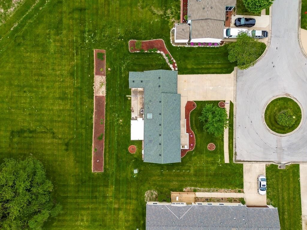 803 Pine Court — photo 39